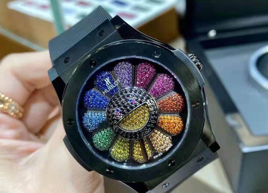 宇舶手表出现受磁问题怎么办（手表磁化怎么办）