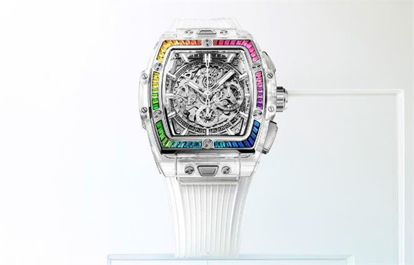 宇舶手表表蒙有划痕解决技巧