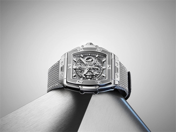 宇舶手表表耳掉了处理办法是什么