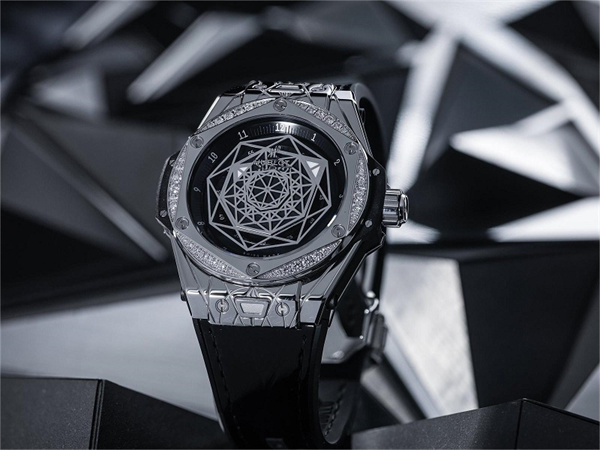 宇舶手表表蒙子坏了处理方法推荐