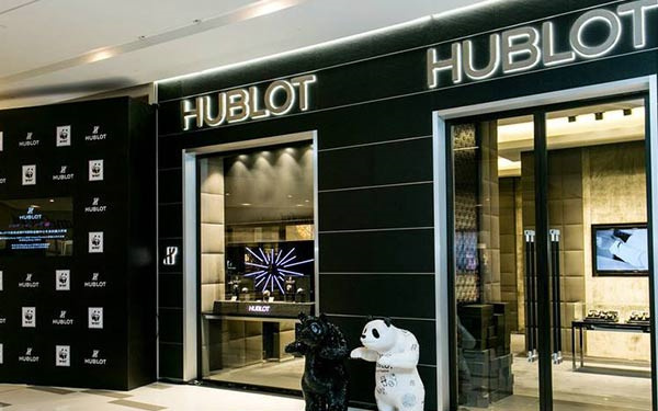 宇舶手表表盘有划痕处理办法详解