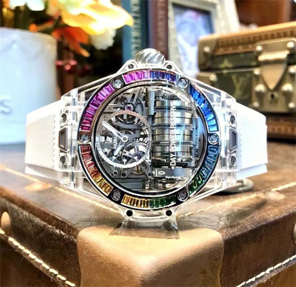 宇舶手表表蒙子坏了处理办法是什么